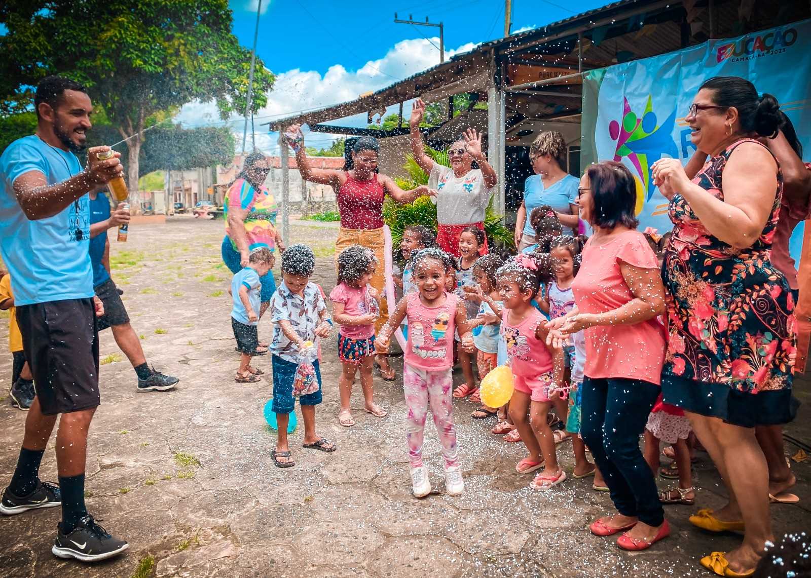 Camacã: Projeto Ruas de Lazer chega a Creche de Leoventura